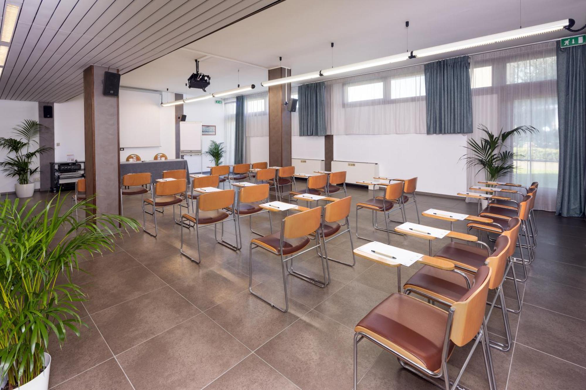 贝斯特韦斯特摩德纳区酒店 坎波加利亚诺 外观 照片